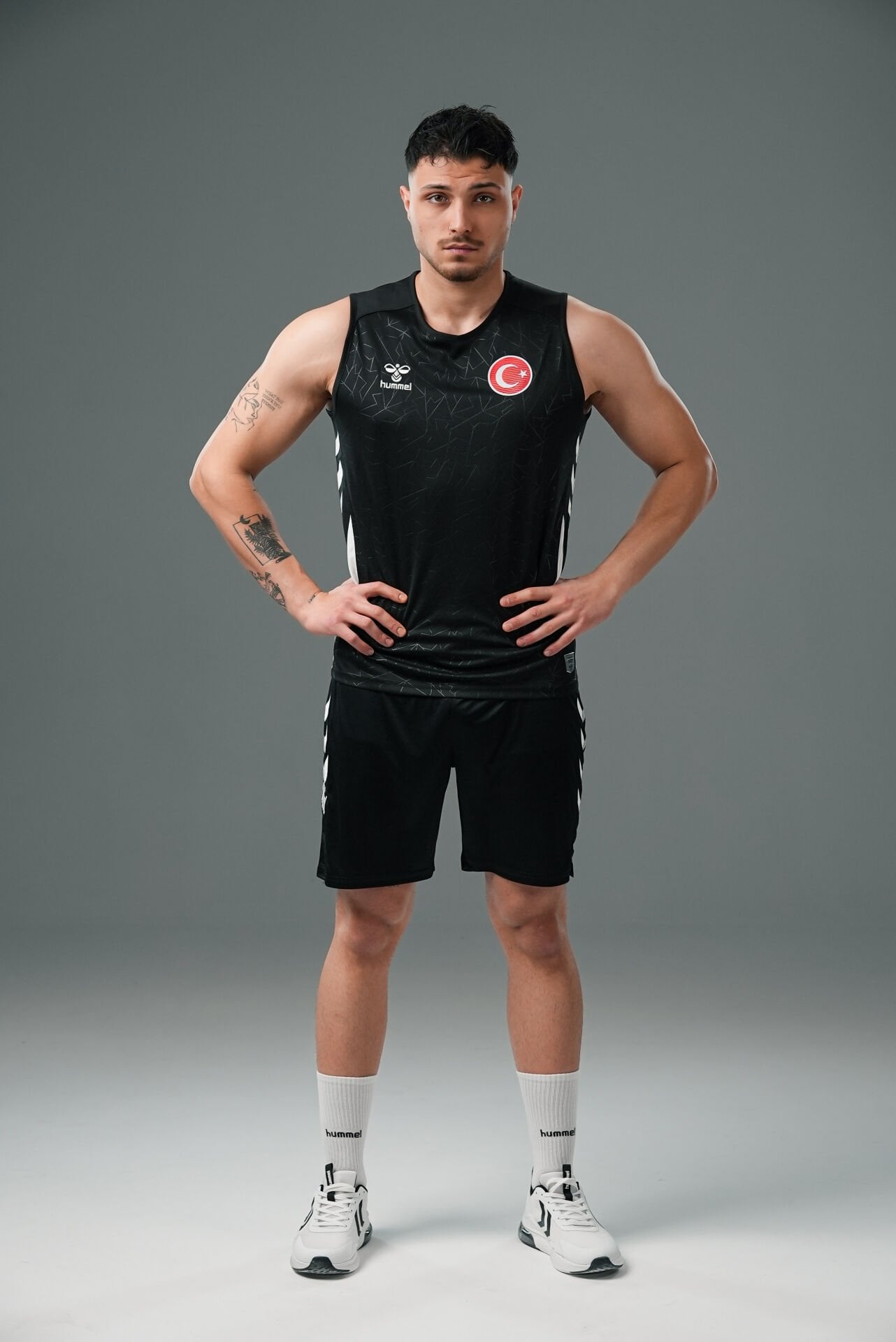 Hummel Dream Kolsuz Antrenman Tişört Siyah