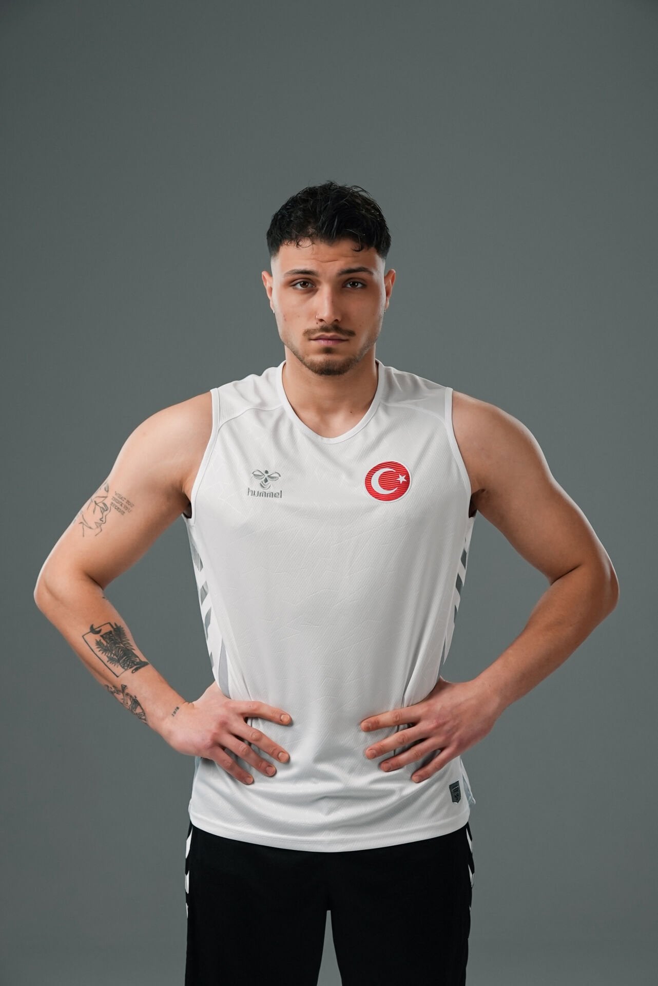 Hummel Dream Kolsuz Antrenman Tişört Beyaz