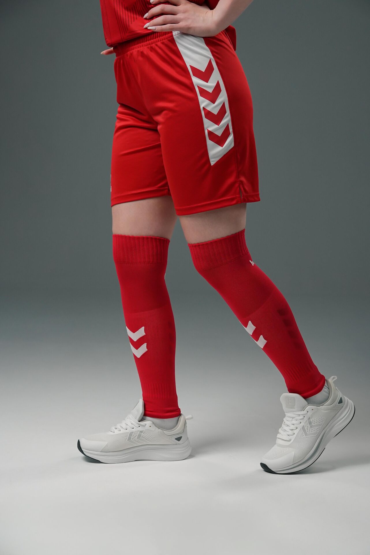 Hummel Milli Takım Şort Kadın Kırmızı
