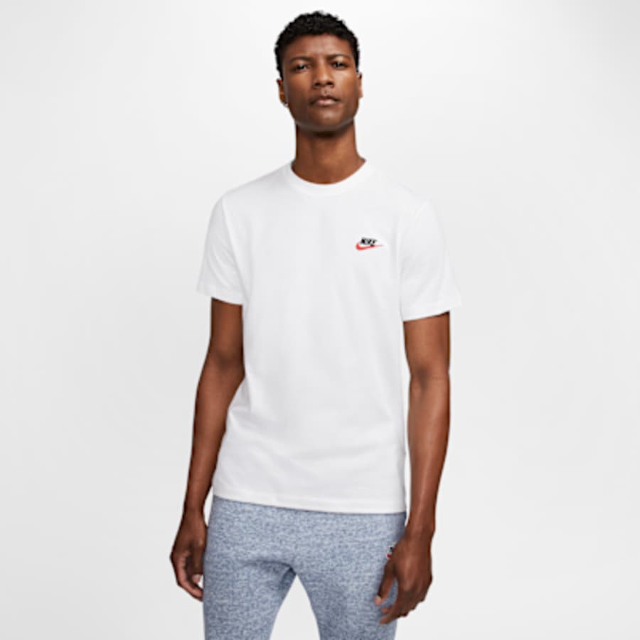 Nike Sportswear Club Erkek Tişört - Beyaz Kombin