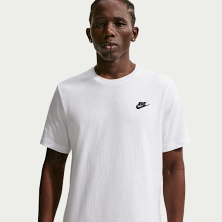 Nike Sportswear Club Erkek Tişört - Beyaz Kombin