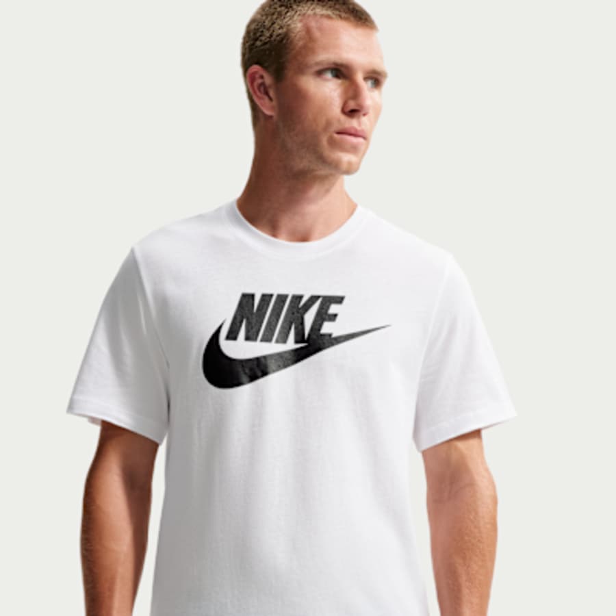 Nike Sportswear Erkek Tişört - Beyaz Kombin