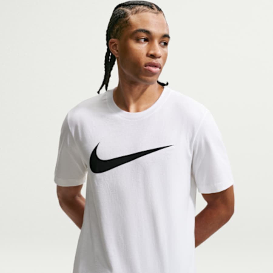 Nike Sportswear Swoosh Erkek Tişört - Beyaz Kombin