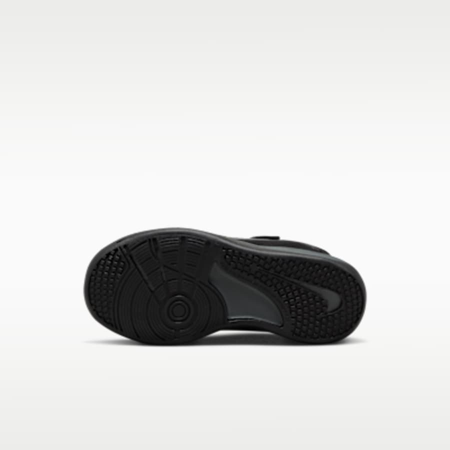 Nike Omni Multi-Court Çocuk Ayakkabı - Siyah Kombin