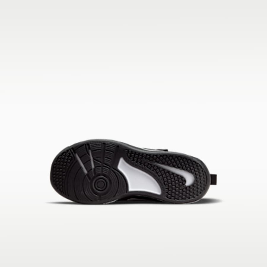 Nike Omni Multi-Court Çocuk Ayakkabı - Siyah Kombin