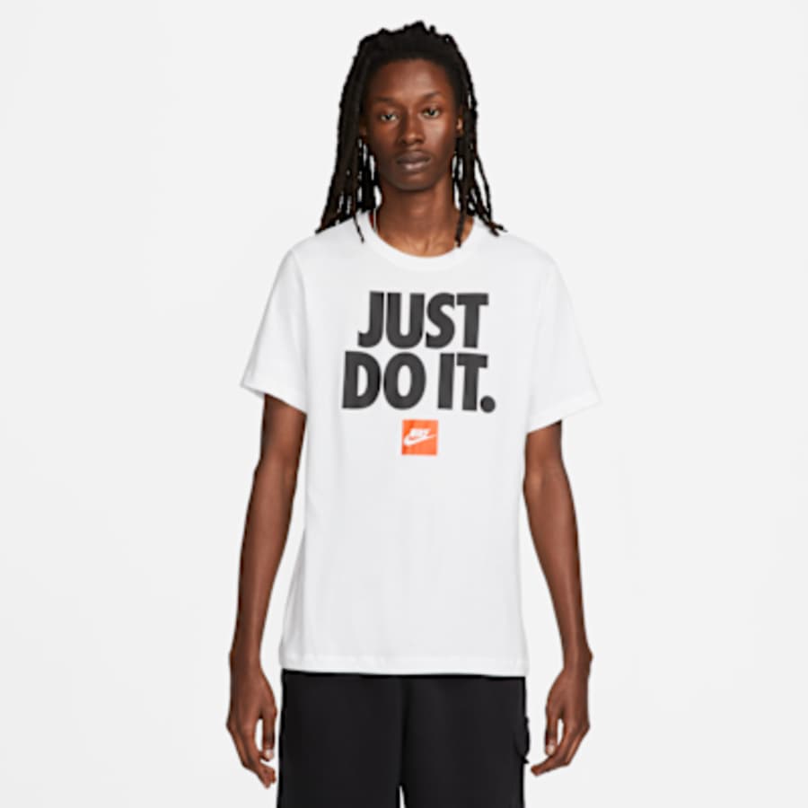 Nike Sportswear Erkek Tişört - Beyaz