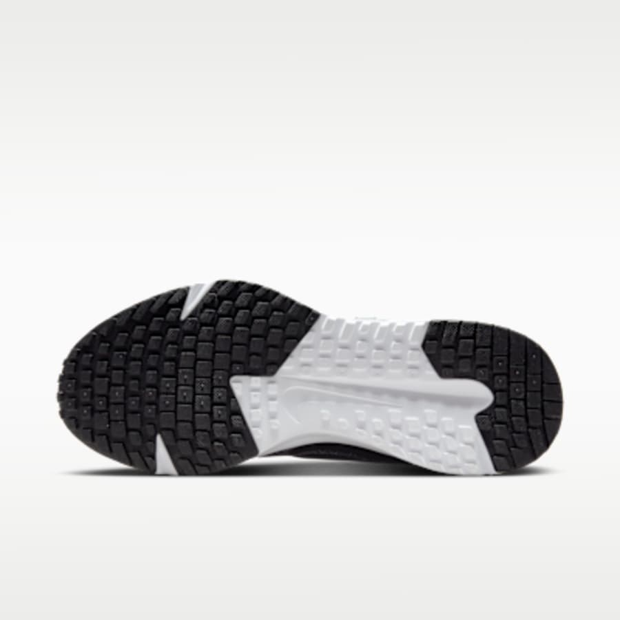 Nike Run Defy Kadın Road Running Ayakkabı - Siyah