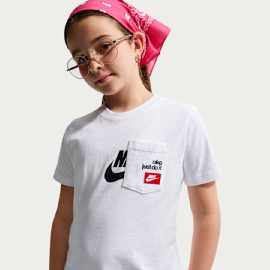 Nike Sportswear Çocuk Tişört - Beyaz